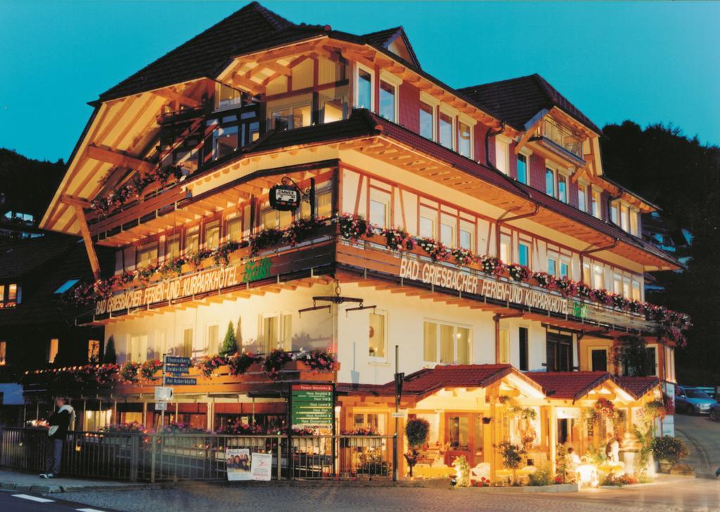 Kurparkhotel Faisst บาด ปีเตอร์สตัล กรีสบาค ภายนอก รูปภาพ